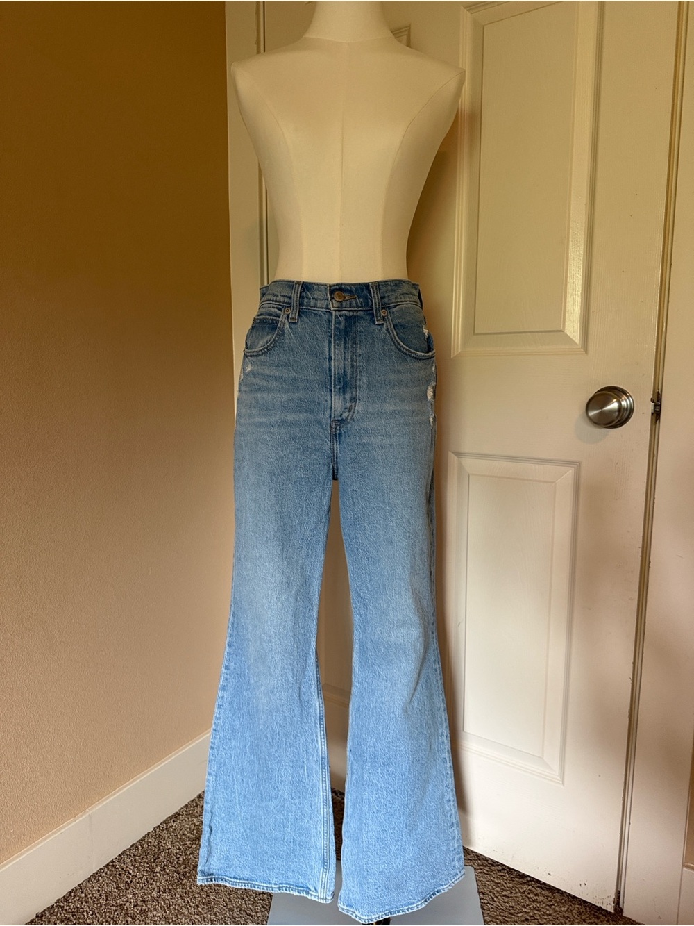 Levi’s 70’s High Flare Light Blue Women's Jeans